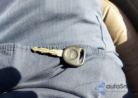 2004 Chevrolet Silverado 1500 Z71 z USA, uszkodzony, nr VIN 2GCEK13T041403126